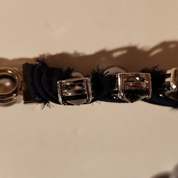 New Banana Republic Statement Necklace with Beautiful Bow Tie, NWT - Picture 9 of 15